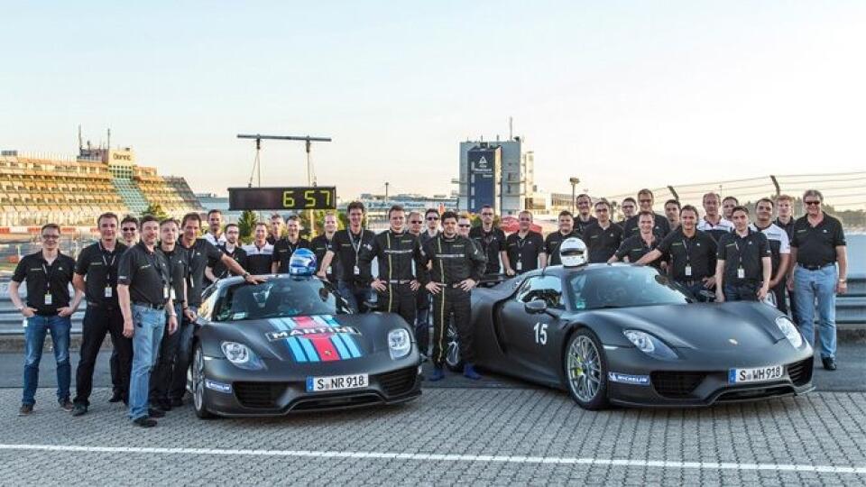 Porsche 918 Spyder pokorilo Nürburgring za menej