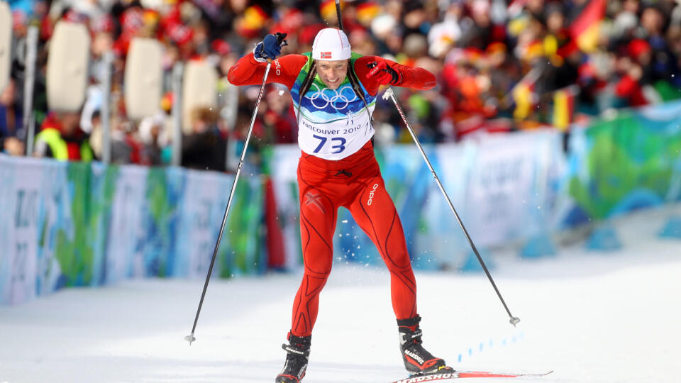 Trojnásobný olympijský víťaz v biatlone Nór Halvard Hanevold zomrel vo veku 49 rokov.