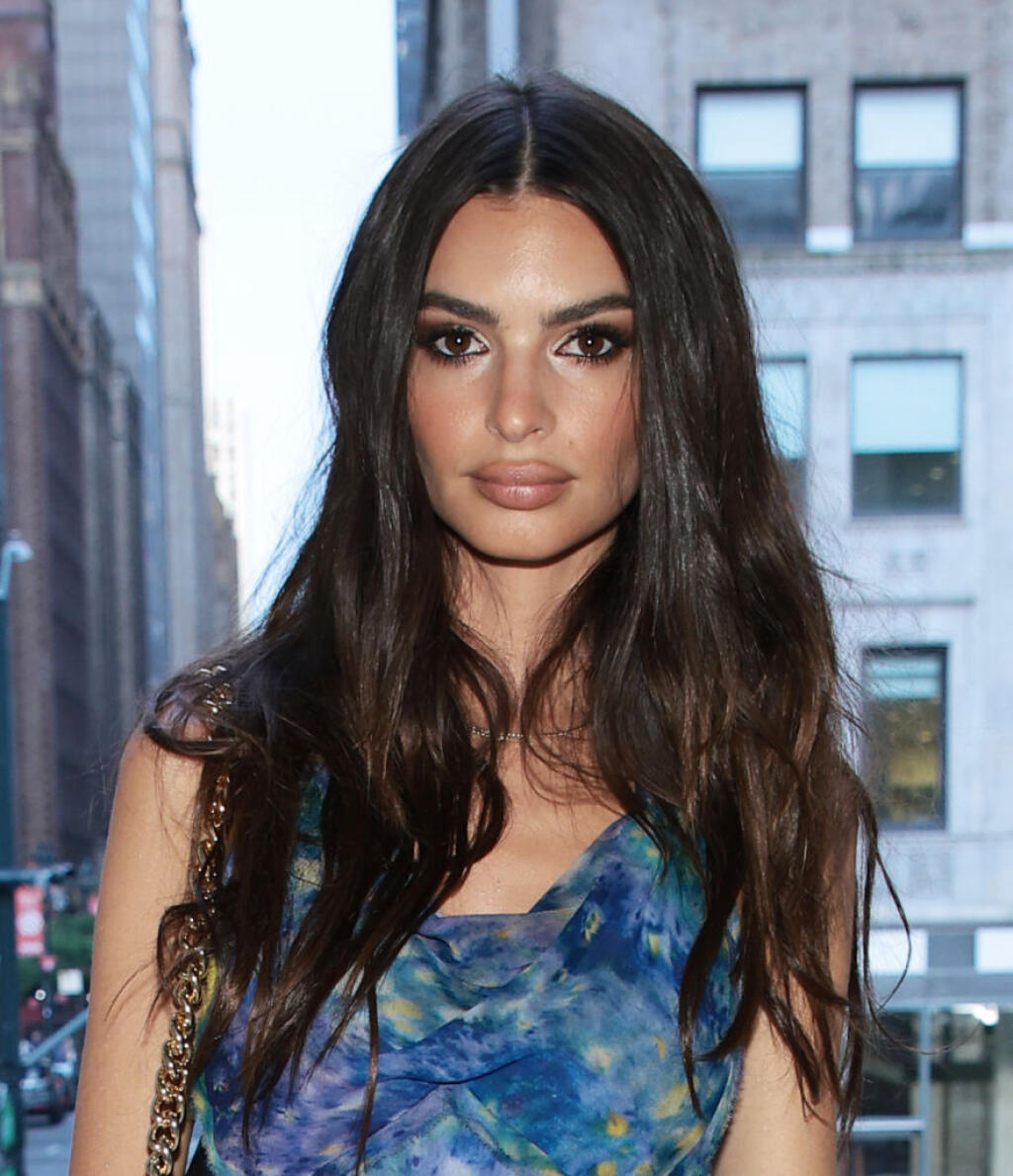 Emily Ratajkowski