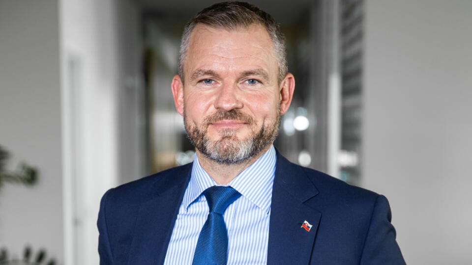 Peter Pellegrini pri rozhovore v Bratislave. 