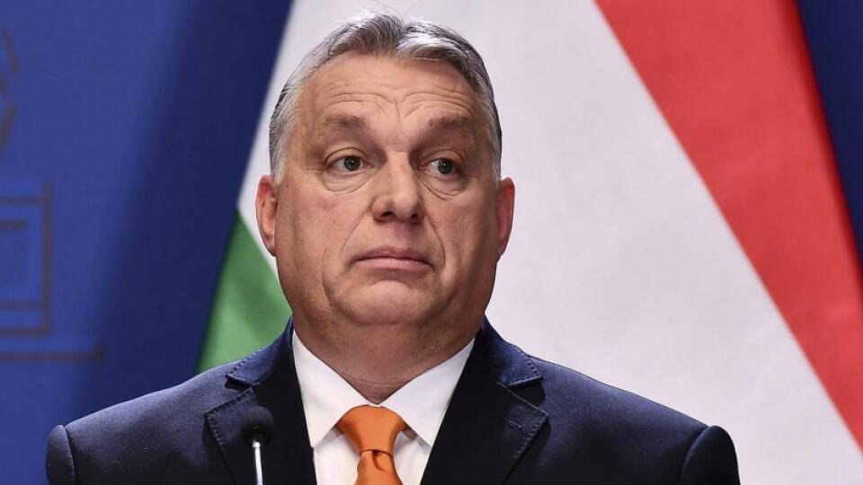 WA 15 Budapešť - Maďarský premiér Viktor Orbán gestikuluje počas spoločnej tlačovej konferencie s brazílskym prezidentom Jairom Bolsonarom (nie je na snímke) v Budapešti vo štvrtok 17. februára 2022. FOTO TASR/AP
Hungarian Prime Minister Viktor Orban speaks during a joint press statement with and Brazilian President Jair Bolsonaro at the Carmelite Monastery in Budapest, Hungary, Thursday, Feb 17, 2022. Bolsonaro is on a one day visit to Hungary after his meeting with Russian president Vladimi