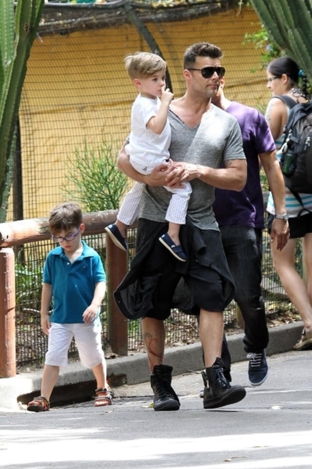 Ricky Martin je otec na plný úväzok: Jeho dvojičky Matteo a Valentino mu robia radosť už viac ako štyri roky.