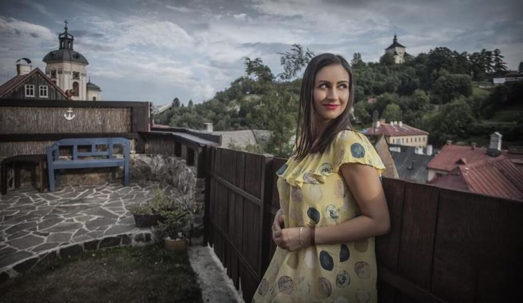 Speváčka Zdenka Predná uprednostnila na život Banskú Štiavnicu a s rodinou žije v útulnom domčeku.