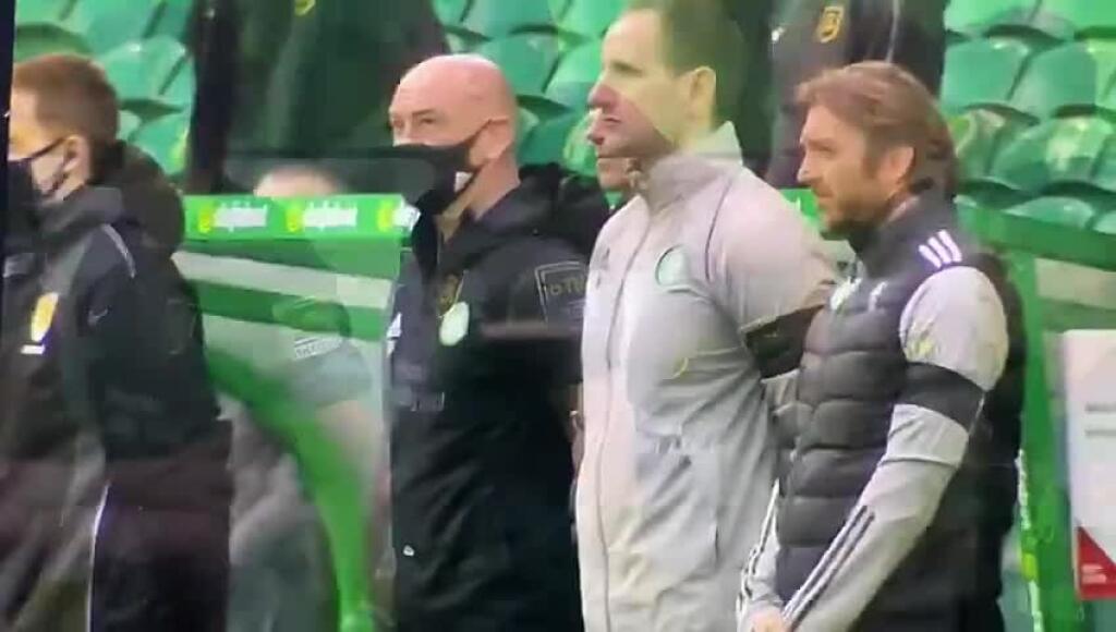 VIDEO Škandál najhrubšieho zrna po smrti princa Filipa. Pozrite sa, čo si dovolili fanúšikovia