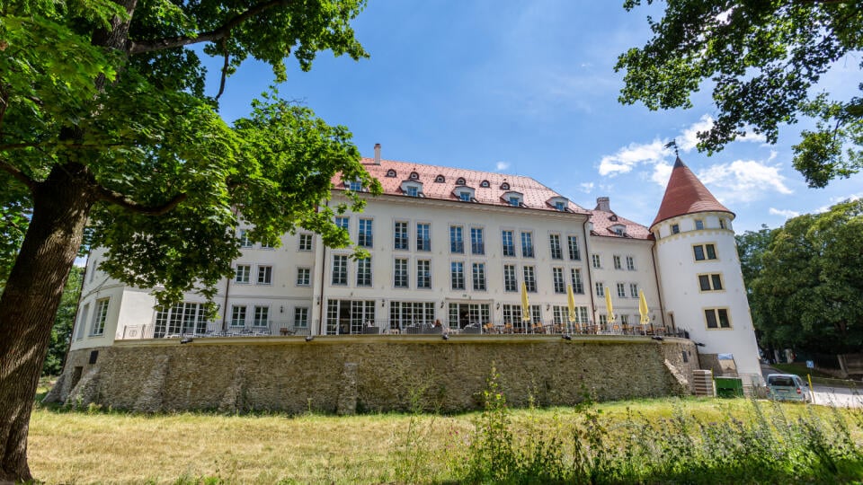 Na snímke Šimák Zámok Pezinok, ktorého súčasťou je aj Palace Art hotel.