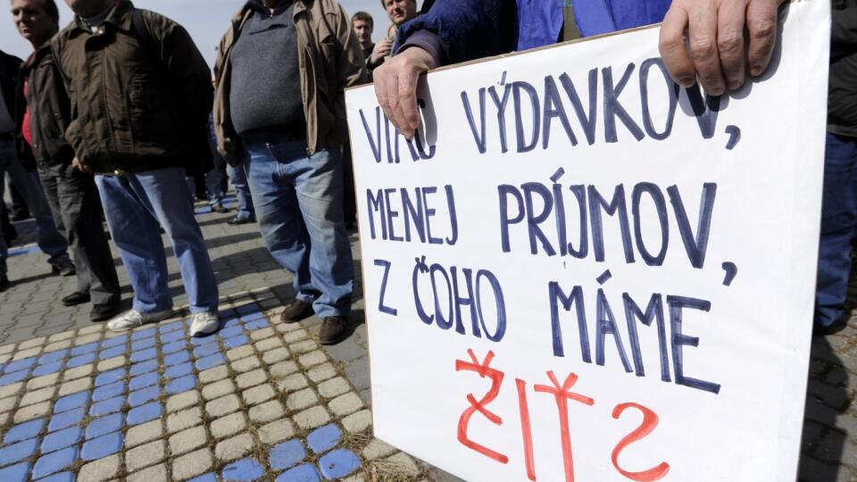 Minimálna hodinová mzda v tomto roku na Slovensku je 2,50 eur.