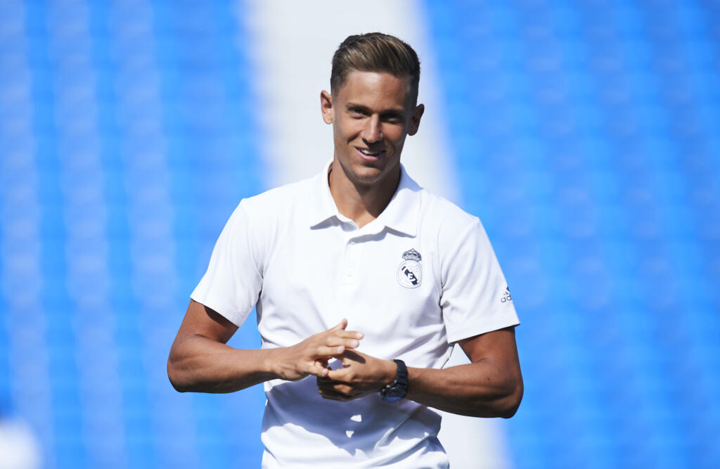 Španielsky futbalový klub Atletico Madrid sa dohodol s mestským rivalom Realom na prestupe Marcosa Llorenteho.
