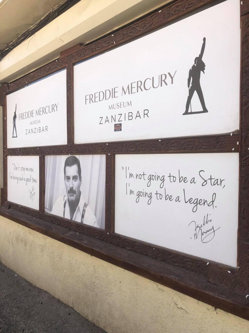 Na Zanzibare má svoje korene aj legendárny spevák skupiny Queen Freddie Mercury, ktorý tam má múzeum.
