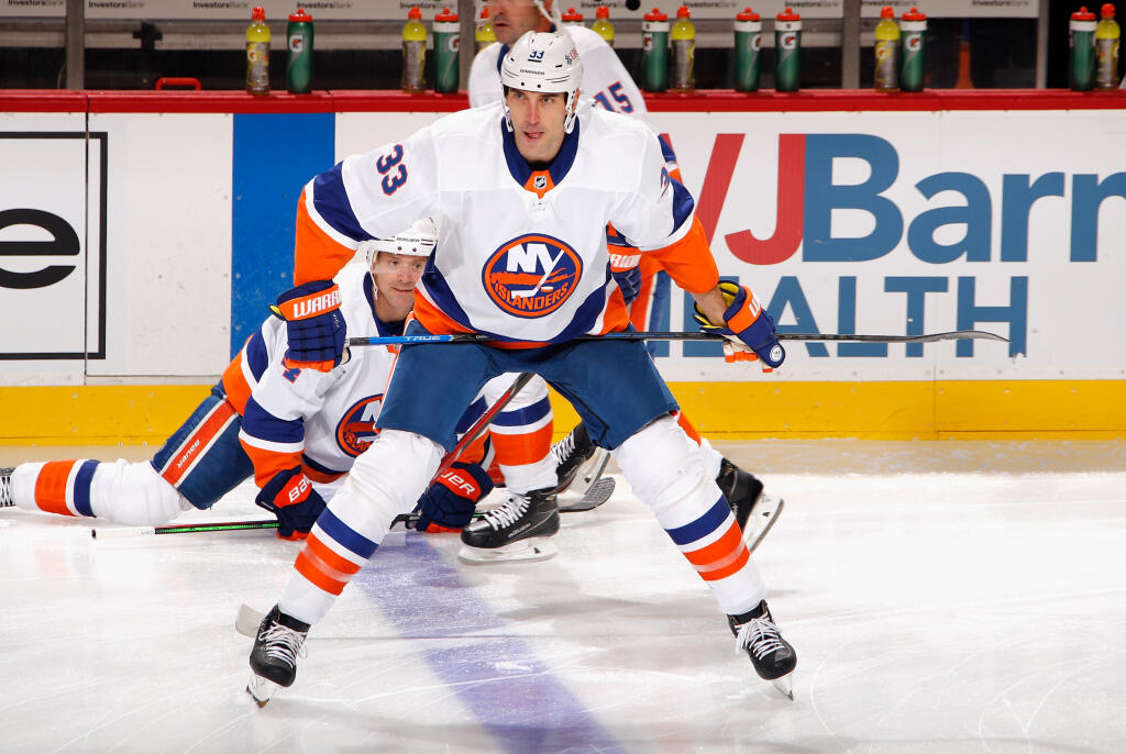 Zdeno Chára (New York Islanders) - 750 000 dolárov