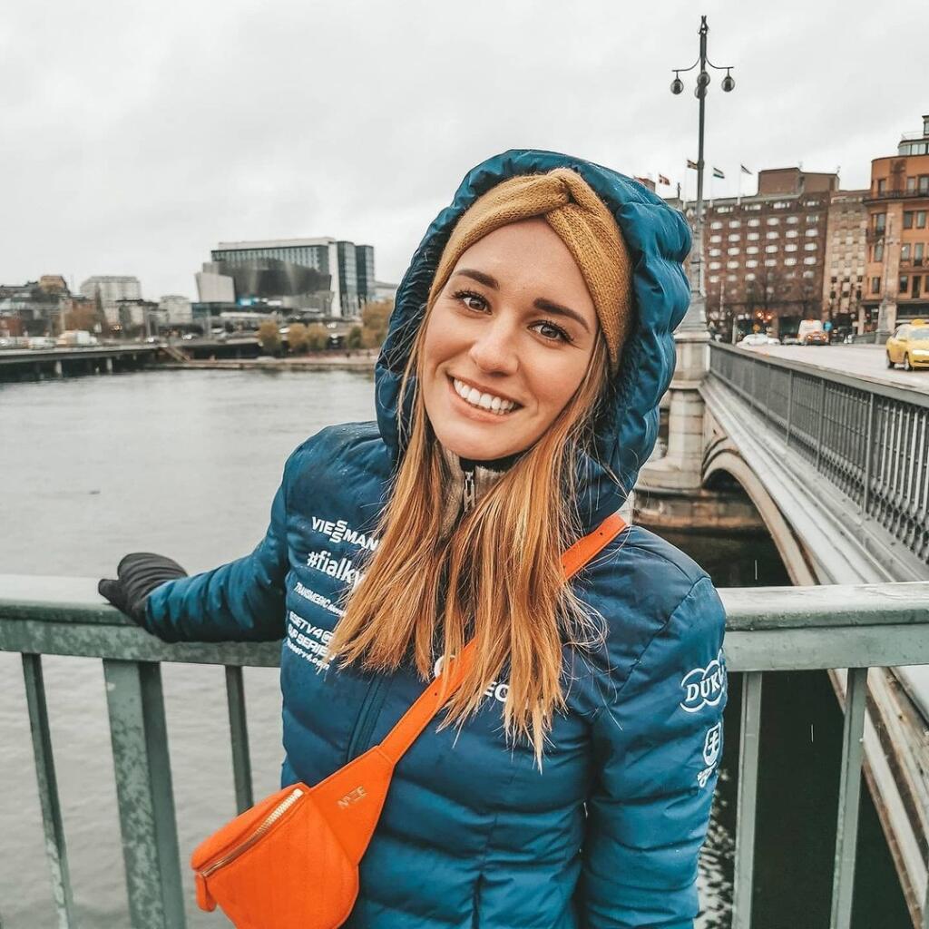 Paulina Fialková propaguje na sociálnych sieťach hlavne svojich sponzorov.