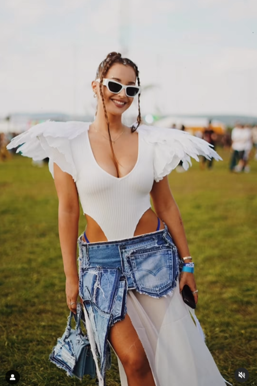 Influencerka Kika Ďurišová a jej odvážny outfit.
