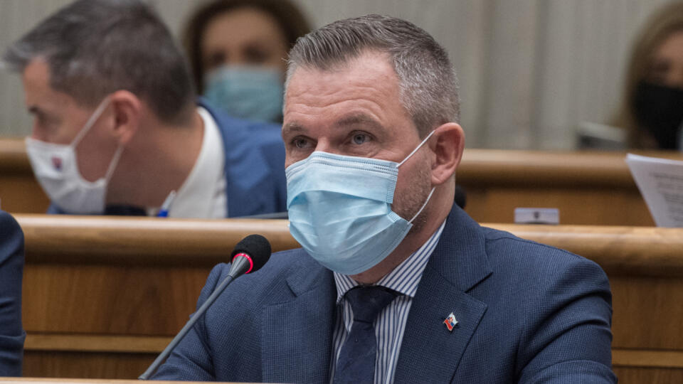 Na snímke nezaradený poslanec NR SR Peter Pellegrini počas 18. schôdze parlamentu SR 24. novembra 2020 v Bratislave. FOTO TASR - Martin Baumann