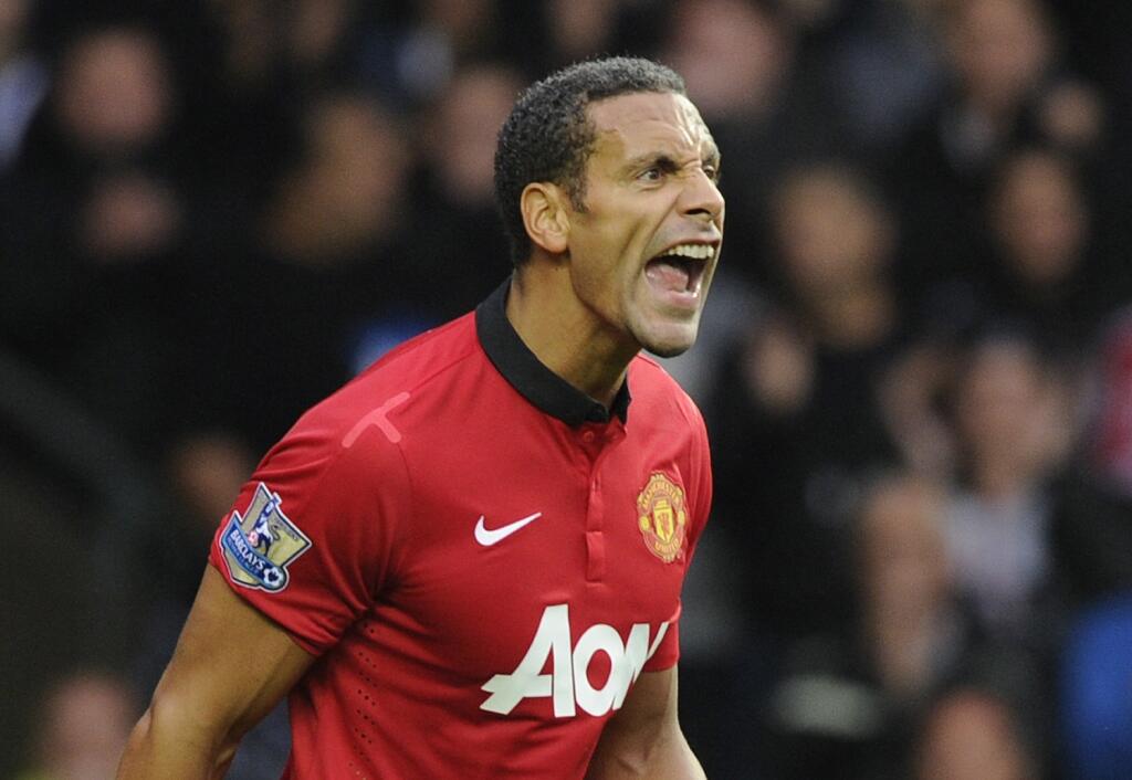 Rio Ferdinand sa v mladosti taktiež nevyhol škandálom. Počas dovolenky na Cypre sa rozhodol nakrútiť svoje hrátky na kameru. Bohužiaľ pikantné video, na ktorom boli aj jeho spoluhráči Frank Lampard a Kieron Dyer, sa dostalo do rúk britskej tlače a bol z toho poriadny škandál,