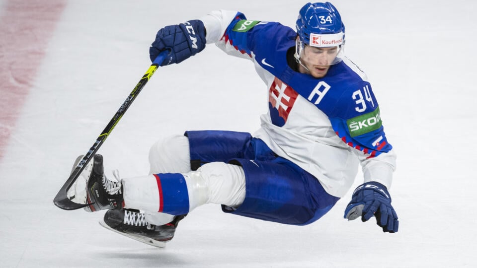 Na snímke Peter Cehlárik (Slovensko) vo štvrťfinálovom zápase USA - Slovensko na 84. majstrovstvách sveta v ľadovom hokeji v lotyšskej Rige vo štvrtok 3. júna 2021. FOTO TASR - Jaroslav Novák