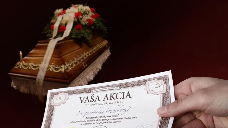 Faktúry za účet s akciami:
Chodia aj ľuďom, ktorí zomreli.