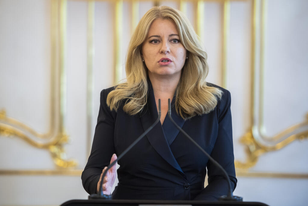 Na snímke prezidentka SR Zuzana Čaputová počas tlačového vyhlásenia po stretnutí s predsedom vlády SR Eduardom Hegerom (OĽaNO) v Prezidentskom paláci v Bratislave 22. júla 2022. FOTO TASR - Jaroslav Novák