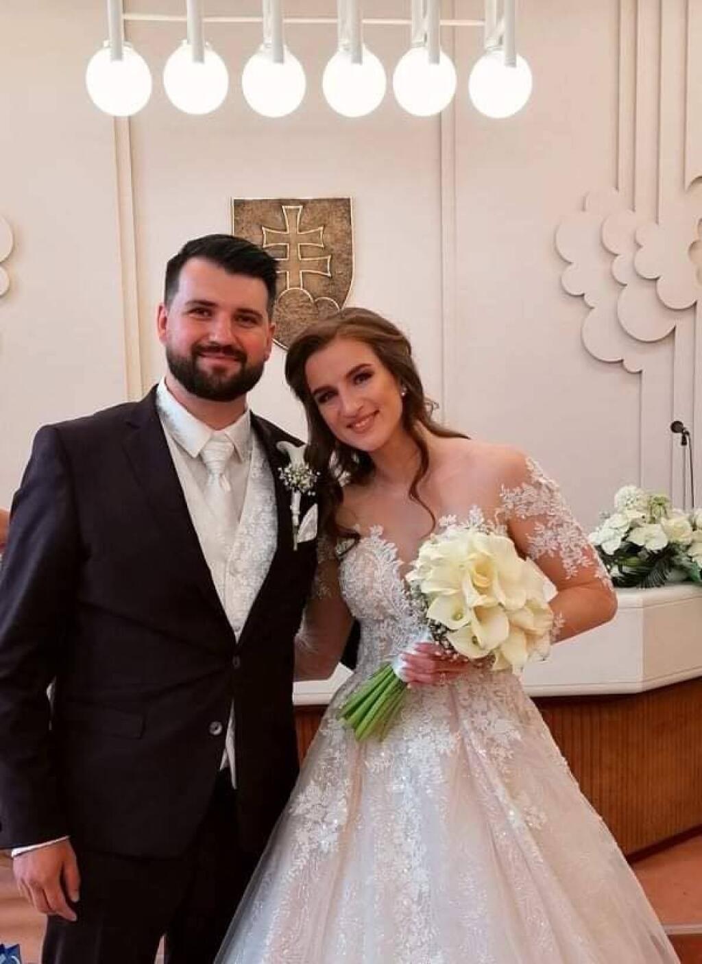 V máji tohto roka mala Nicol Lucák Čupková svadbu, pričom jej vyvoleným sa stal český hokejový tréner.