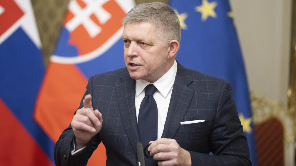 Na snímke premiér SR Robert Fico (Smer-SD) počas tlačovej konferencie s maďarským premiérom Viktorom Orbánom v Bratislave v utorok 21. januára 2025. FOTO TASR - Martin Baumann