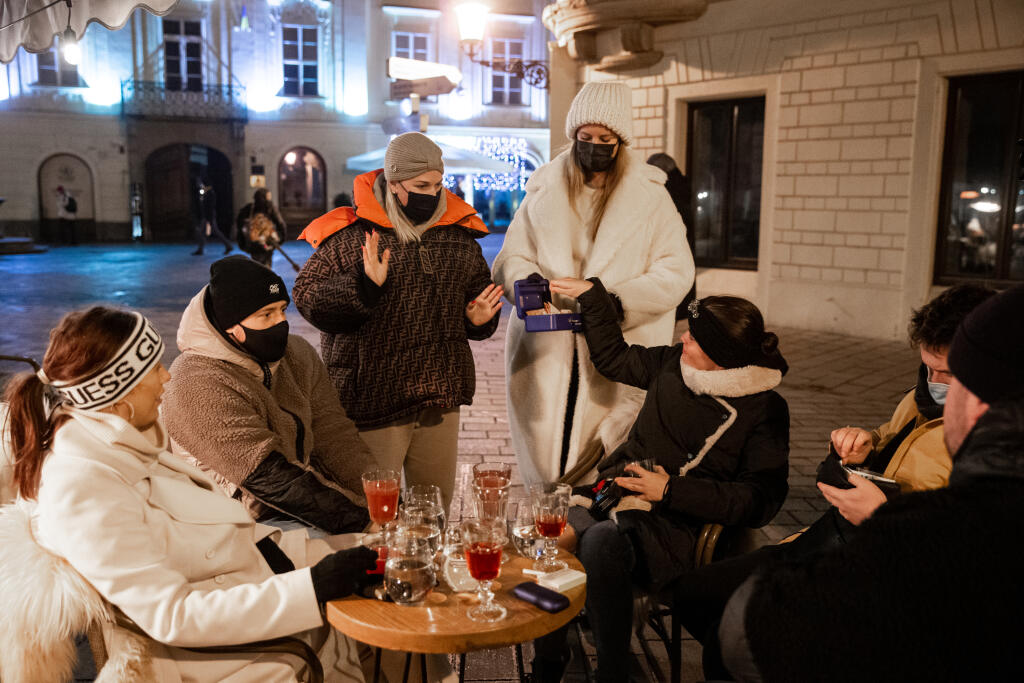 Charitatívny vianočný punč, ktorého sa aktívne zúčastnila aj bývalá tenistka Dominika Cibulková.