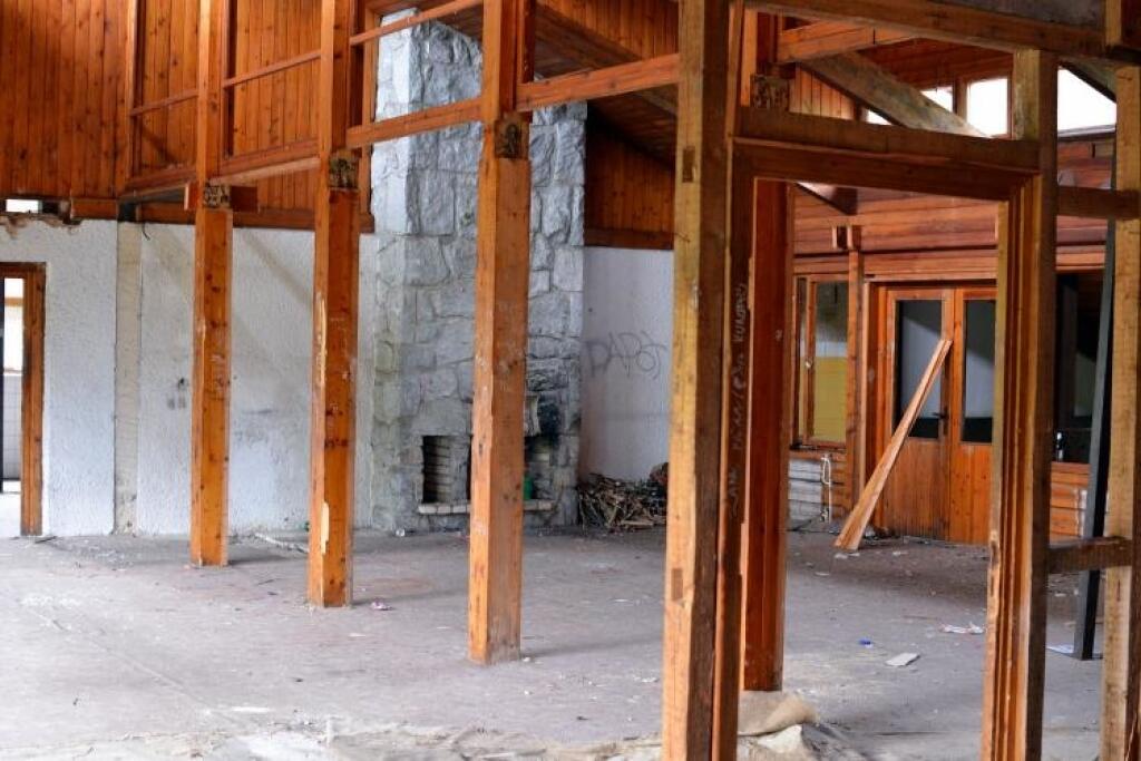 Tatranský hotel bol symbolom úspechu, dnes sa mení na ruiny