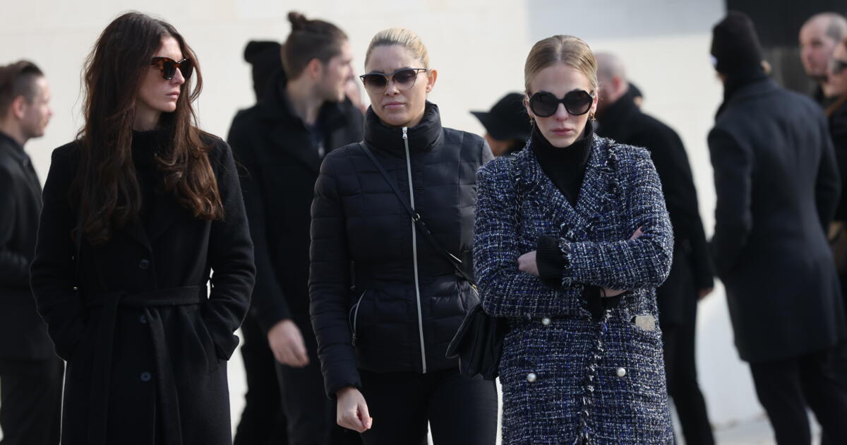 PHOTO His crushed ex Balúchová also came to Pašek’s funeral