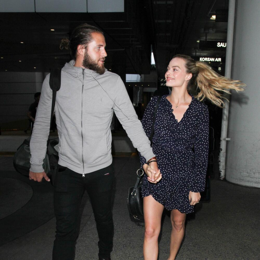 Margot Robbie a Tom Ackerley