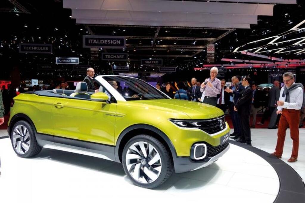 Ženevský autosalón: Atraktívne štúdie aj najrýchlejšie stroje