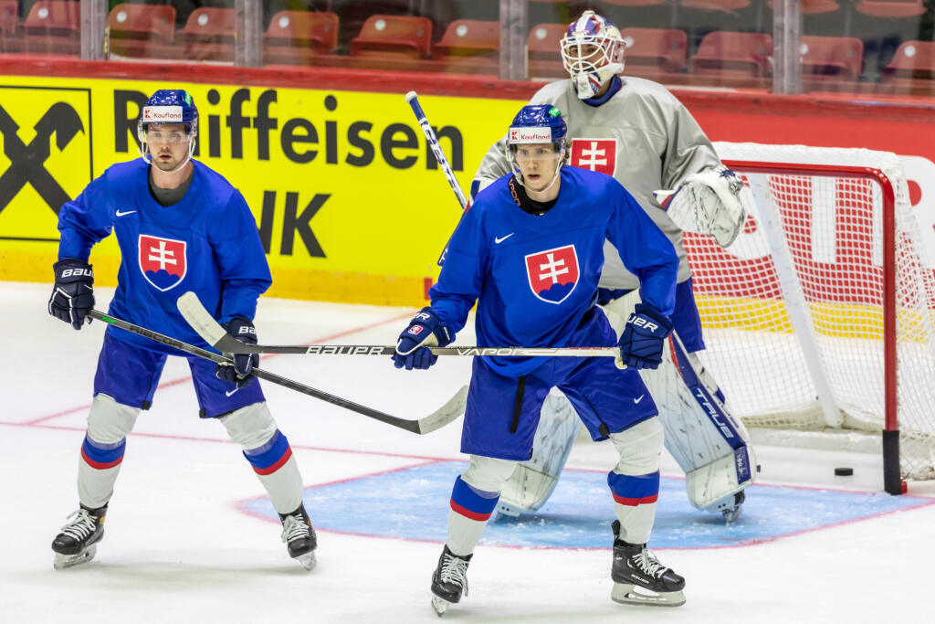 Prvý tréning slovenskej hokejovej reprezentácie v helsinskej hale Ice Hall pred zápasom s Francúzskom.