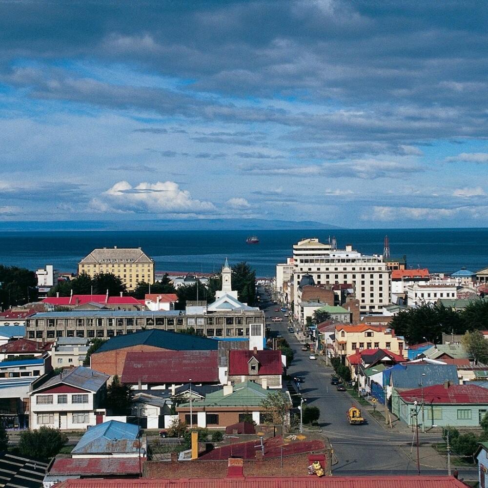 Mesto Punta Arenas v Chile, kde pôsobil Martin Kukučín.