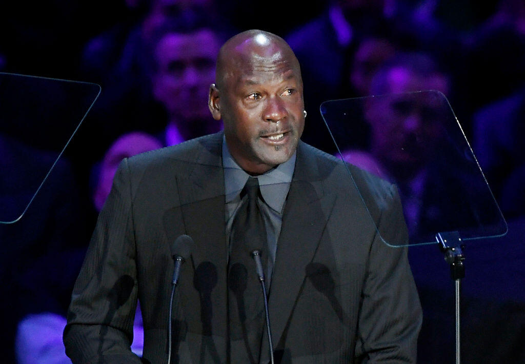 Michael Jordan prehovoril aj na pohrebe bývalej hviezdy LA Lakers Kobeho Bryanta.