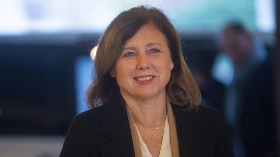 Na snímke podpredsedníčka Európskej komisie pre hodnoty a transparentnosť Věra Jourová počas prijatia na Úrade vlády SR 4. novembra 2022 v Bratislave. FOTO TASR - Jakub Kotian