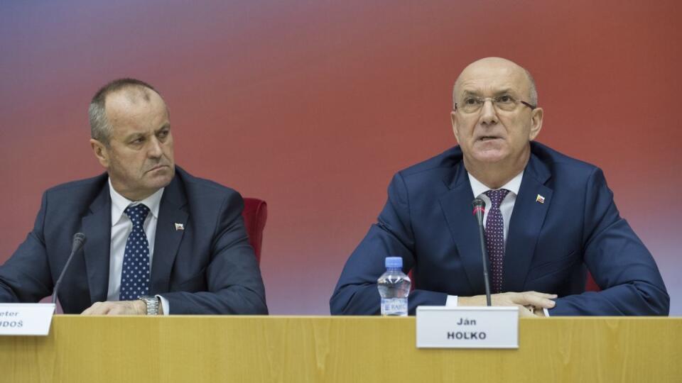 SR MO Gajdoš strategické dokumenty TK BAX