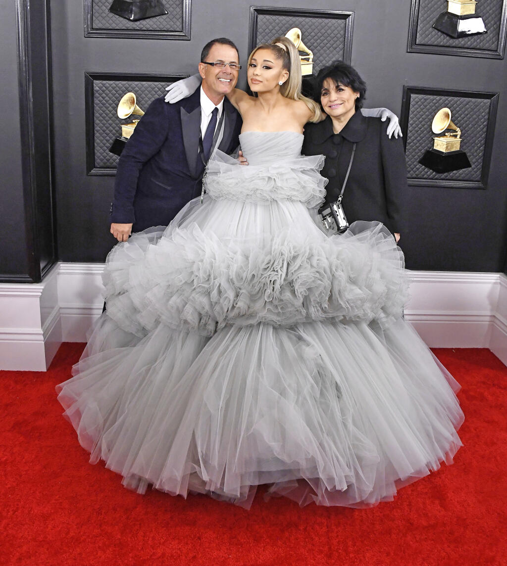 62nd Annual GRAMMY Awards - Ariana s rodičmi