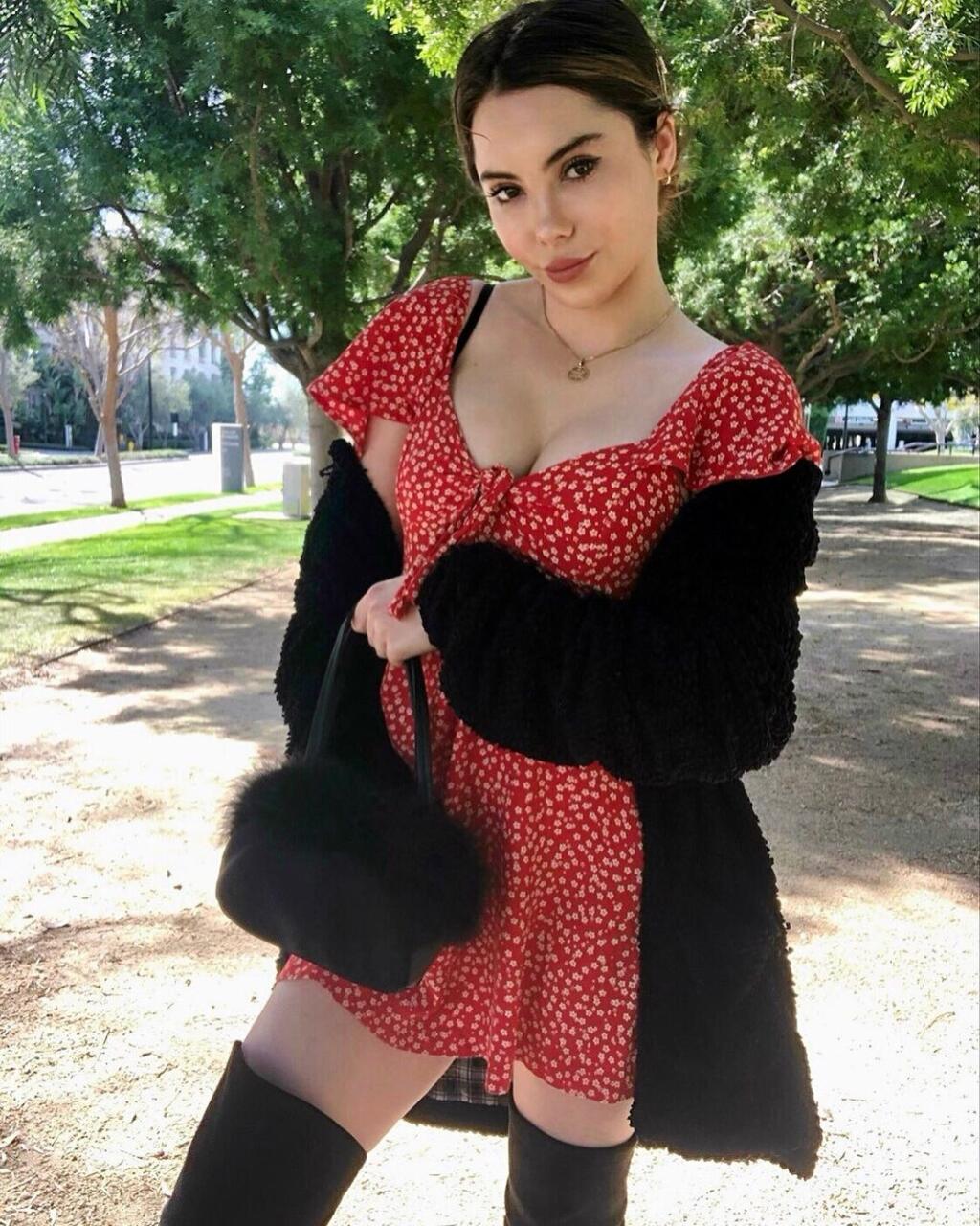 McKayla Maroney sa už premenila na dospelú dámu.
