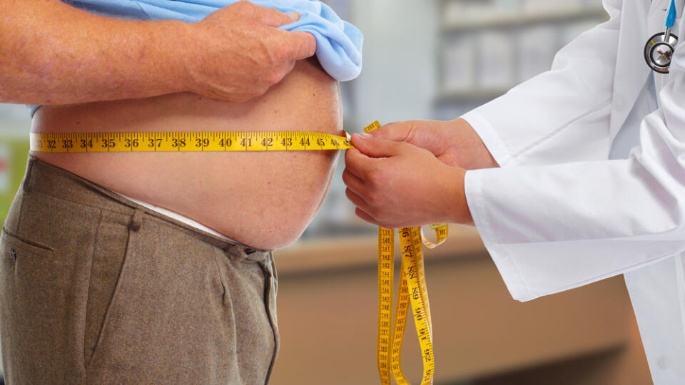 Doctor,Measuring,Obese,Man,Waist,Body,Fat.,Obesity,And,Weight