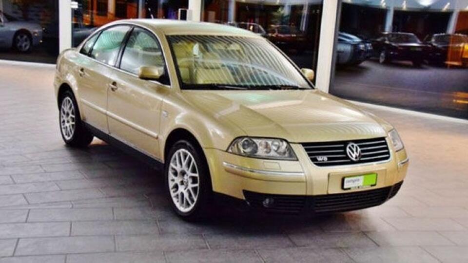 Volkswagen Passat W8