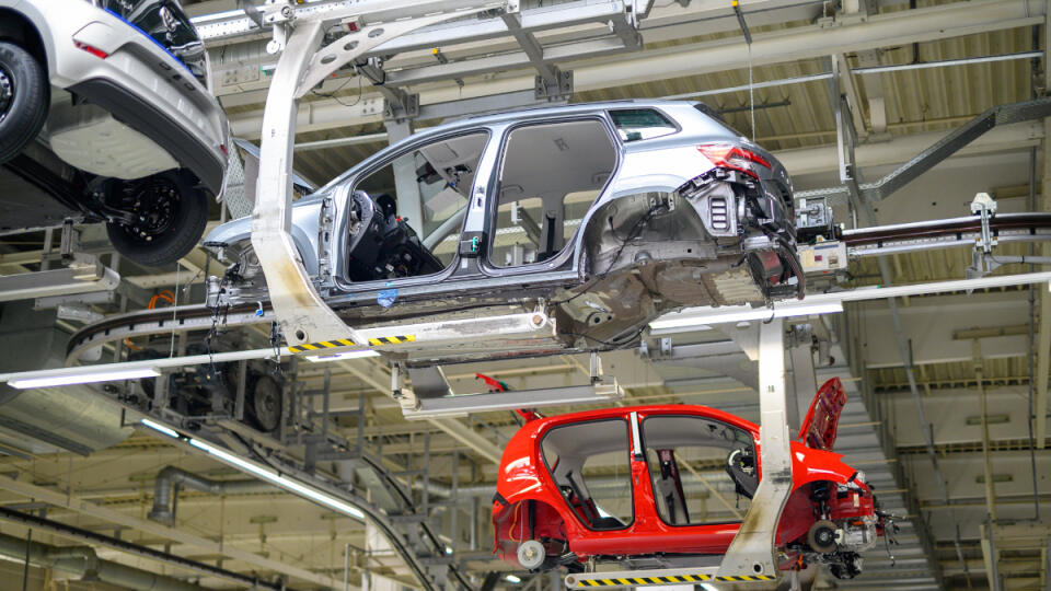 Vo Volkswagen Slovakia sa začala výroba modelu Škoda Karoq