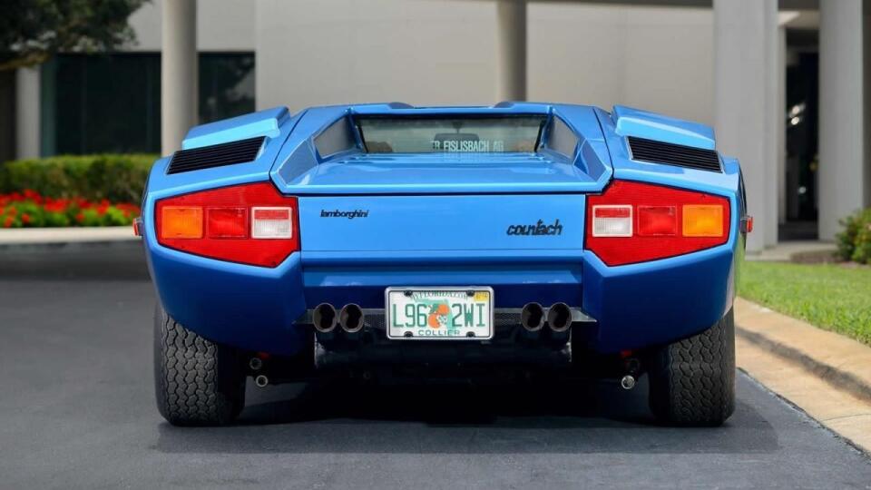 Lamborghini Countach