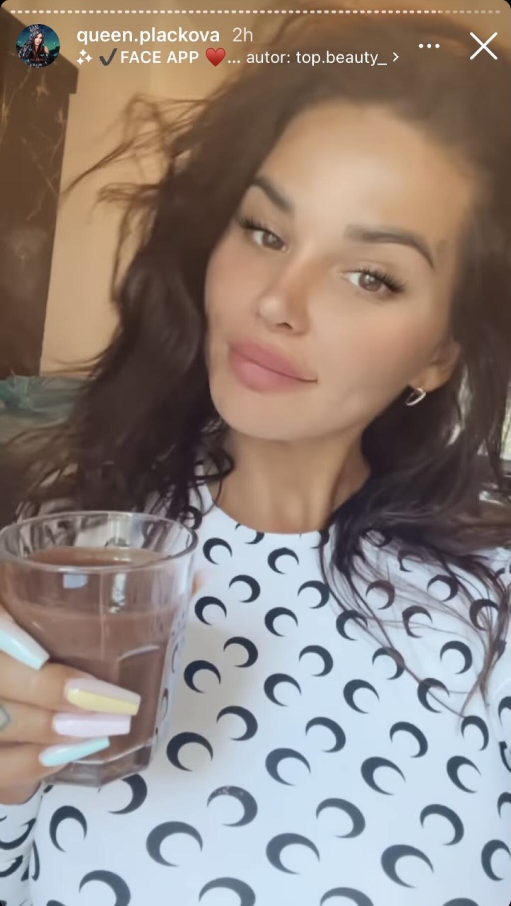 Zuzana Plačková v komplete obľúbenej značky