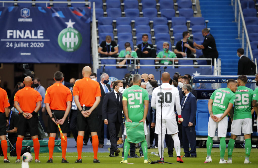 Disciplinárna komisia francúzskej futbalovej Ligue 1 vydala predbežné opatrenia po výtržnostiach pred, počas a po ligovom zápase AS St. Étienne - SCO Angers (2:2).