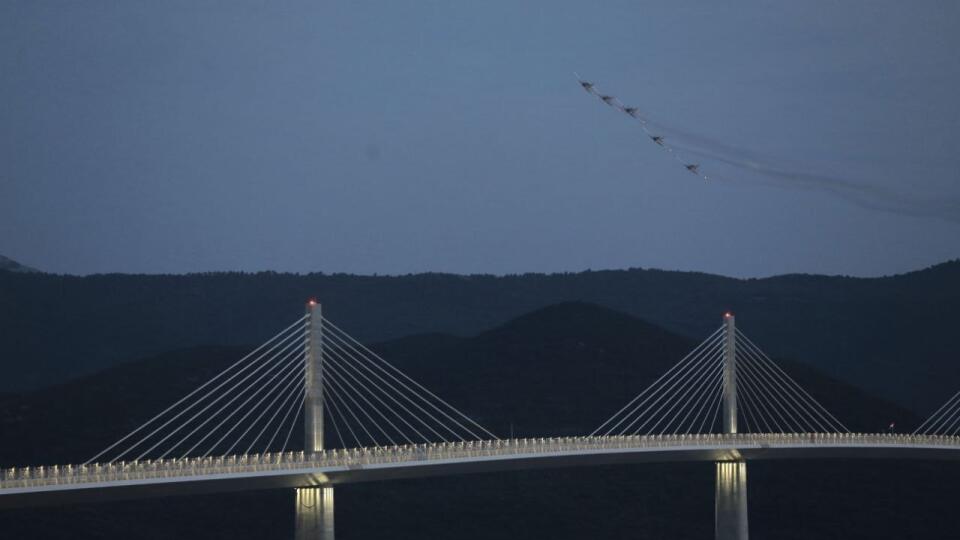 Croatia opens Peljesac Bridge