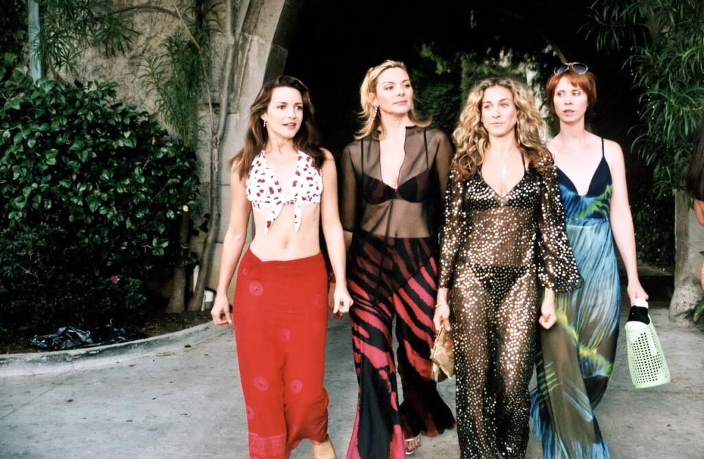 Sarah Jessica Parker, Kim Cattrall, Kristin Davis a Cynthia Nixon: Sex v meste sa po 20 rokoch od premiéry a 10 rokoch od skončenia vracia späť! Bohužiaľ, bez herečky Kim Catrall.