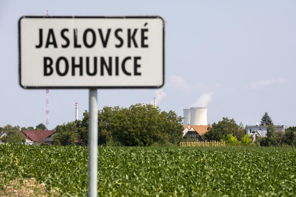 Na snímke sú obce, ktoré sú v priamom pásme ohrozenia atómovou elekrárńou v Jaslovských Bohuniciach.