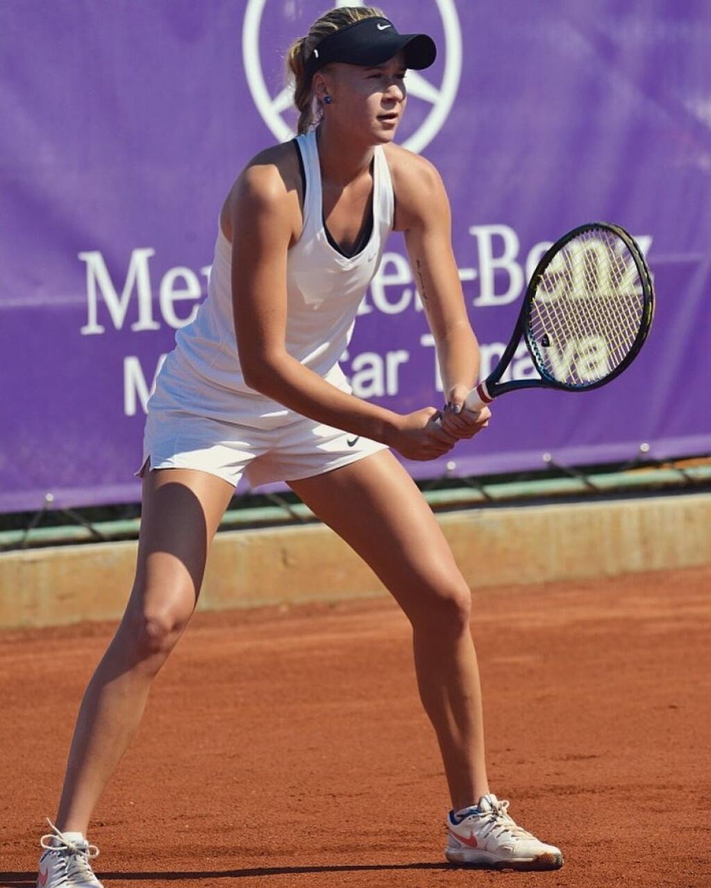 Barbora Palccatová si tenis tak skoro nezahrá.
