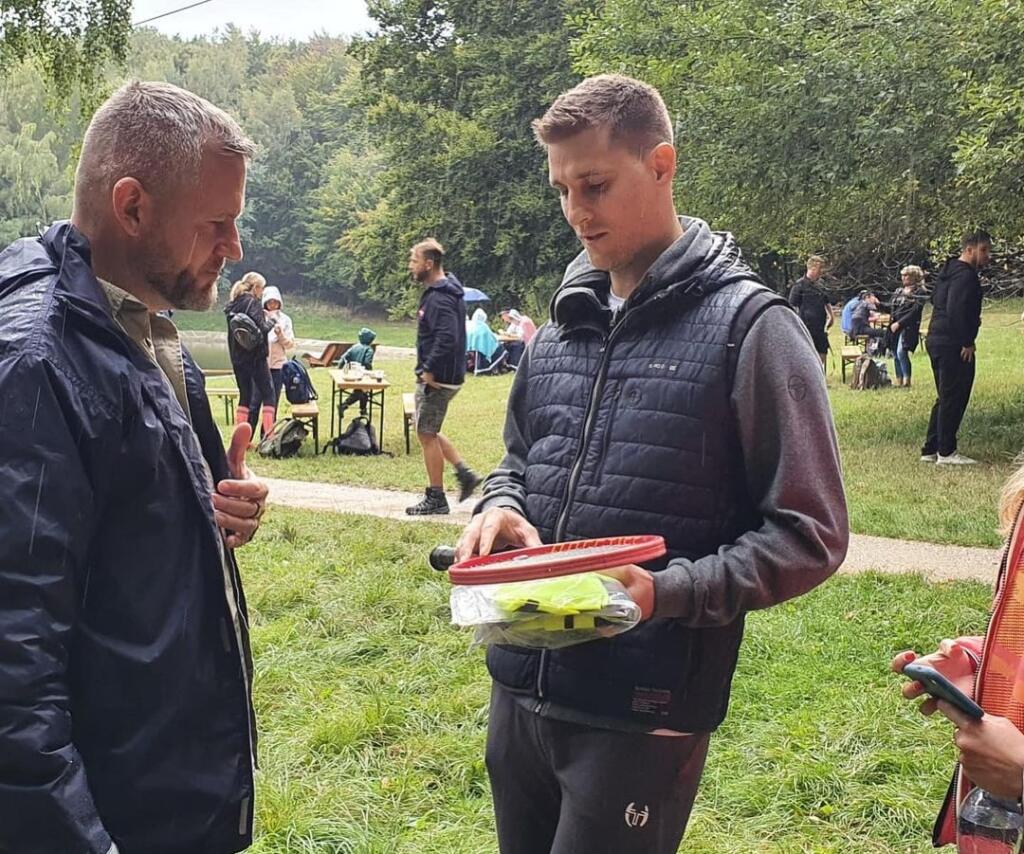 Kližan s predsedom Hlas-SD Petrom Pellegrinim. Bývalý tenista sa začal angažovať aj v politike.