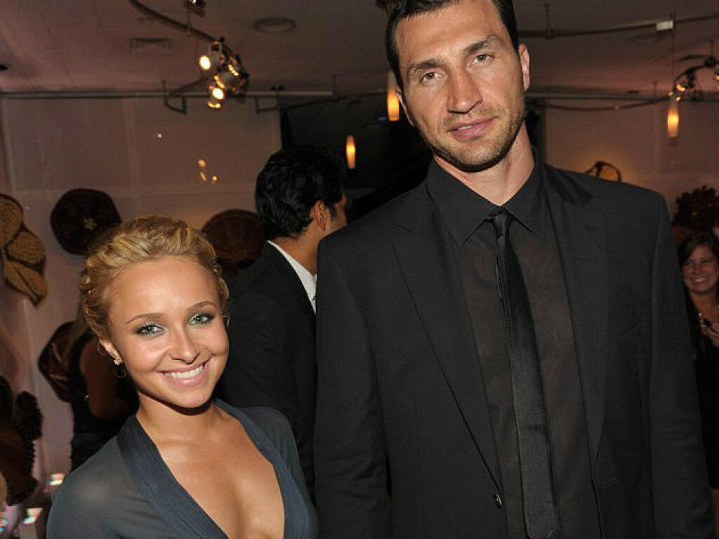 Vladimír Kličko a Hayden Panettierová.
