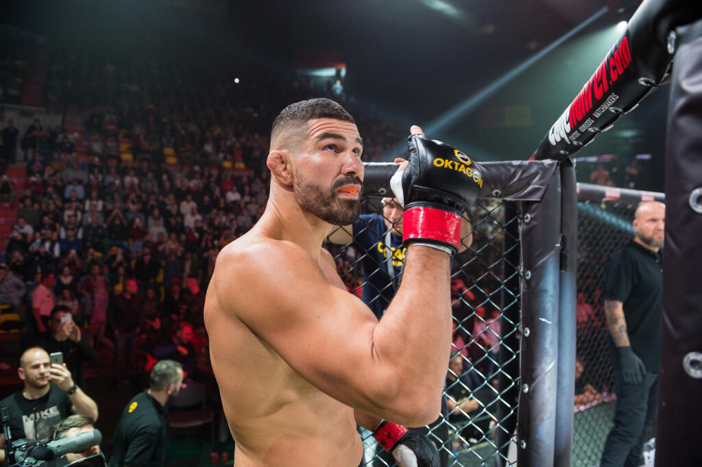 Onedlho to budú už dva roky, čo sa naposledy predstavil v klietke legendárny slovenský MMA zápasník Atiila Végh