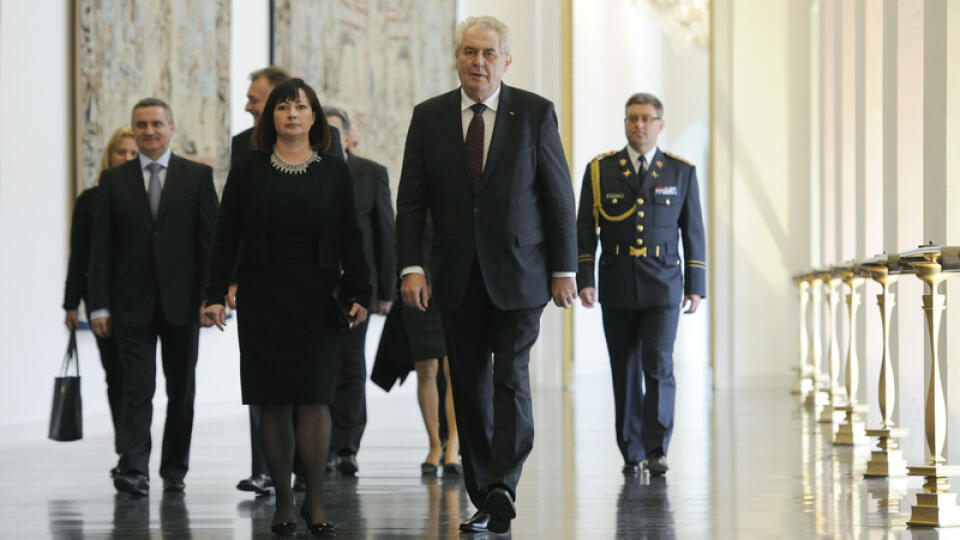 Nový český prezident Miloš Zeman sa nasťahuje do vily, v ktorej býval Václav Klaus.