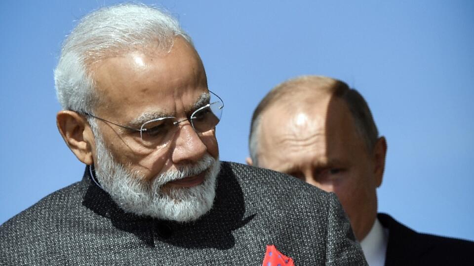 Indian Prime Minister Narendra Modi, left, with Russian President Vladimir Putin, visits shipyard Zvezda outside the far-eastern Russian port of Vladivostok Wednesday, Sept. 4, 2019 where Eastern Economic Forum hosted by Russia. (Alexander Nemenov/Pool Photo via AP)