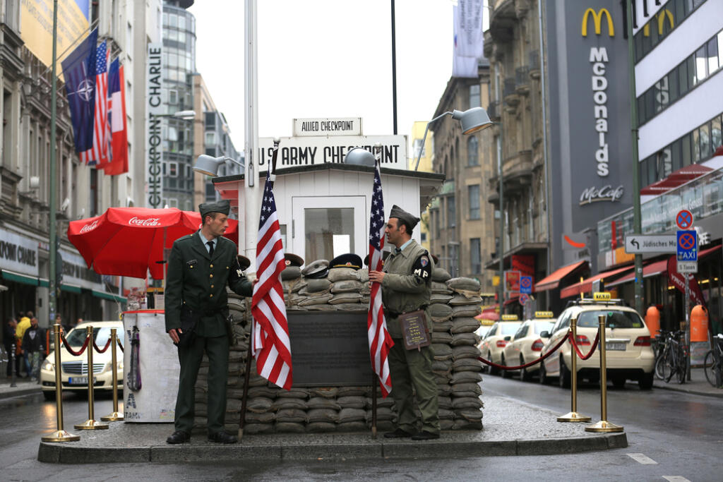 Berlin,,Germany,-,April,27,,2015:,Checkpoint,Charlie,Was,The